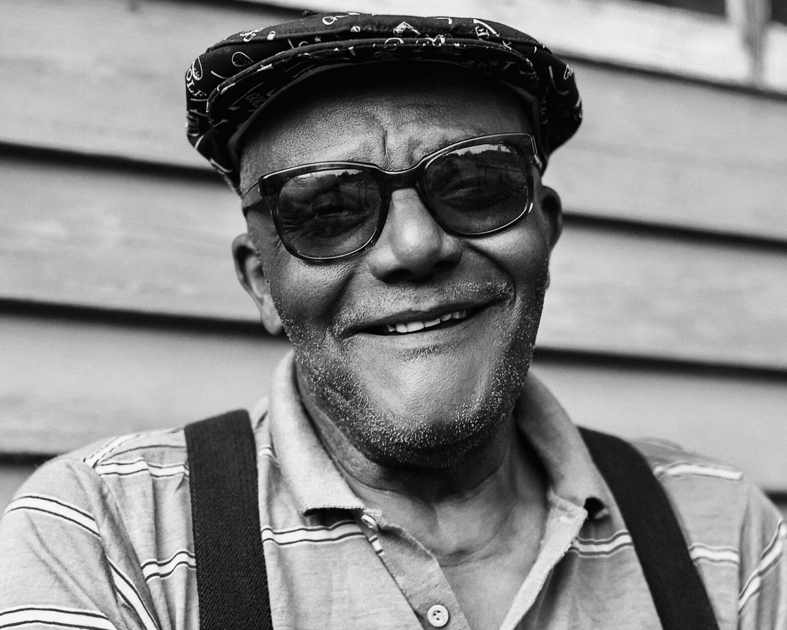 Walkin' This Old Highway *SILVER DOLLAR ROAD* Music Maker